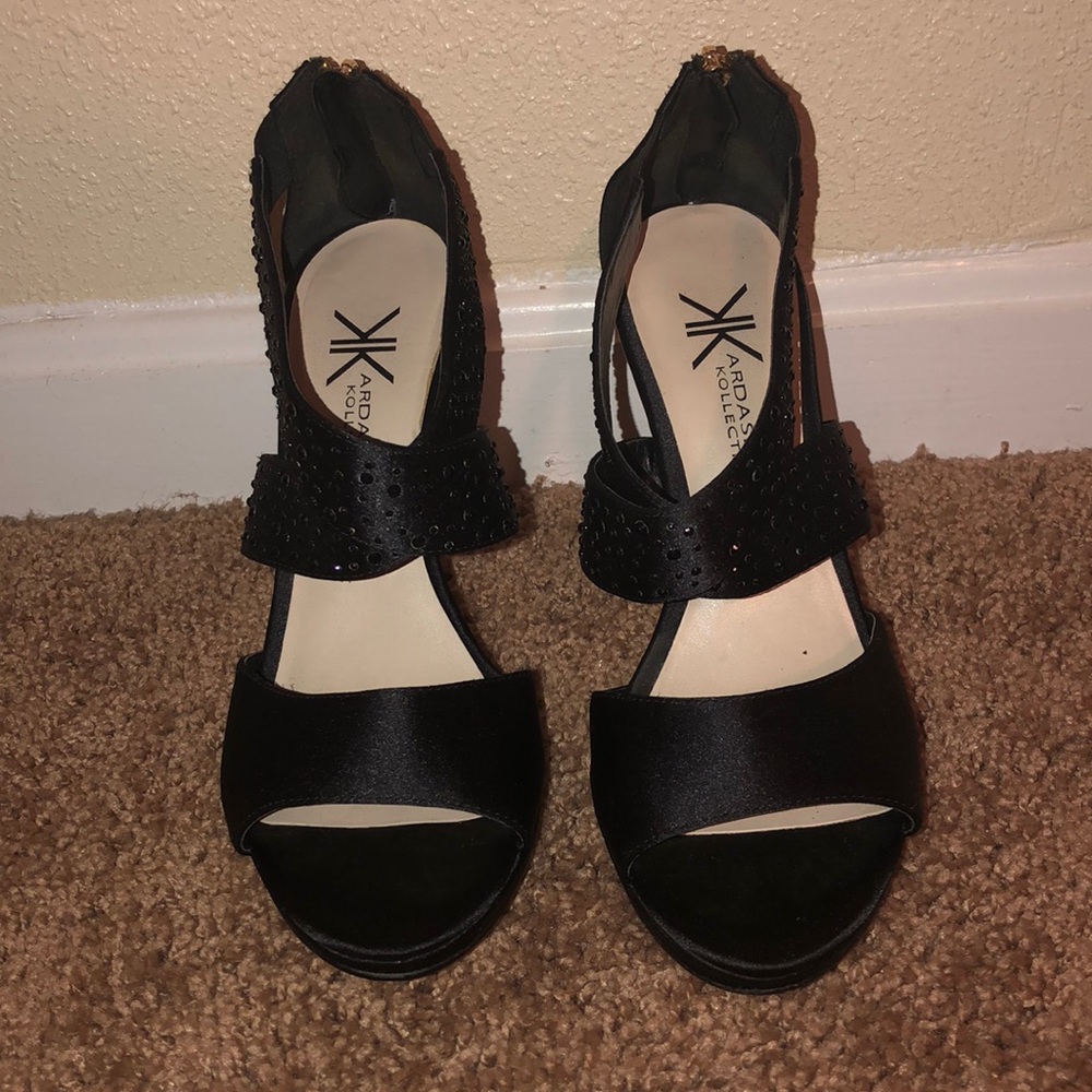 Kardashian Kollection Heels